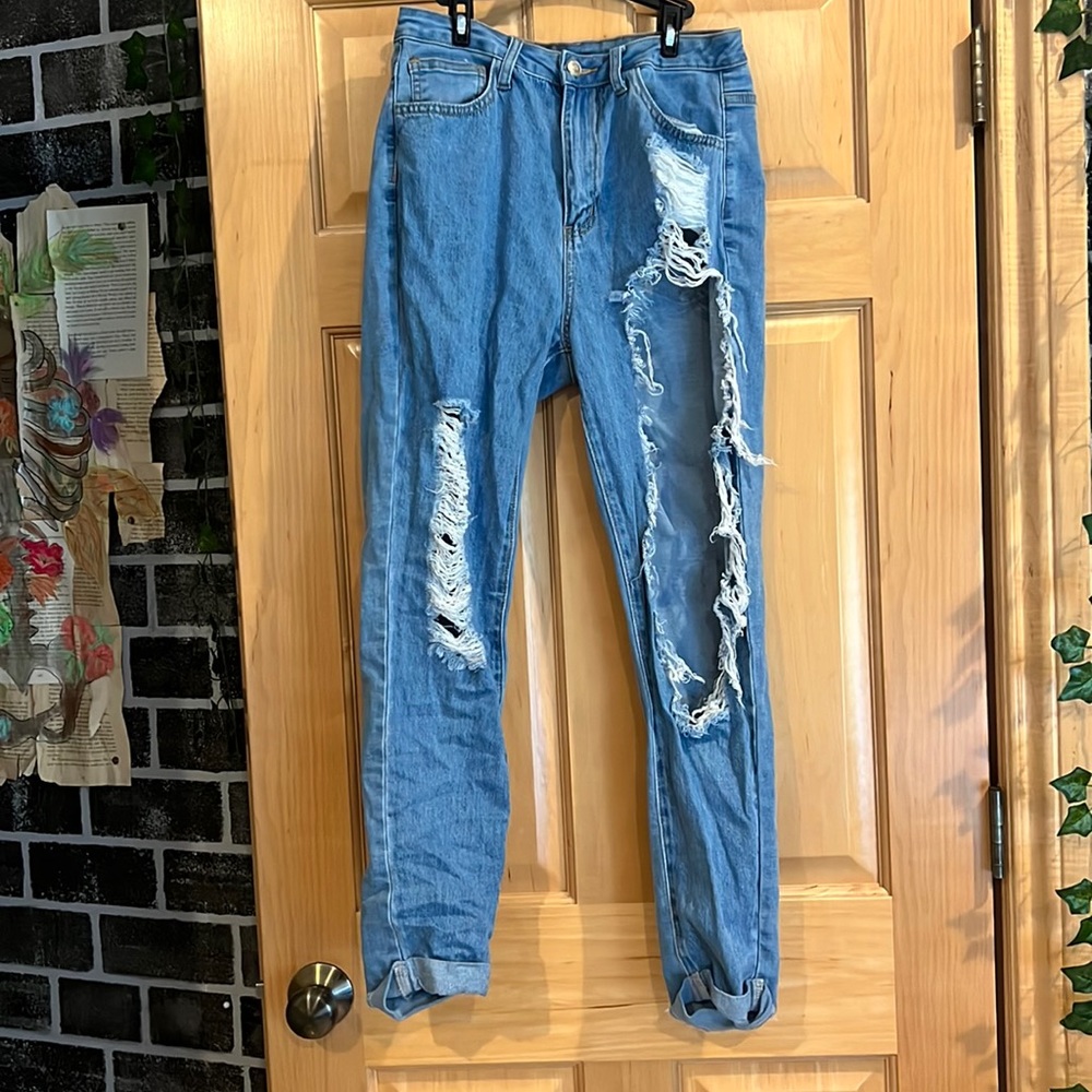 High waisted jeans